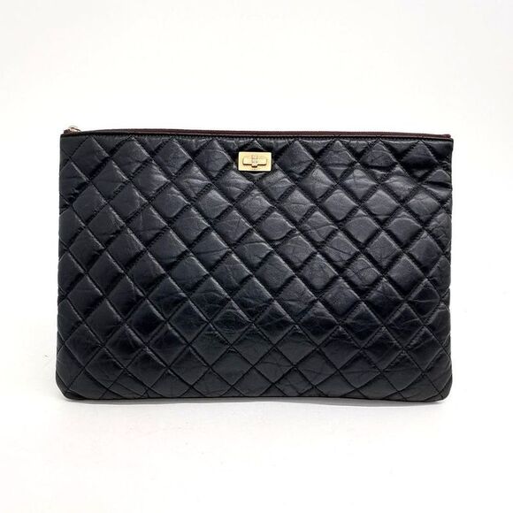 CHANEL Handbags - Chanel Vintage 2.55 Clutch Large